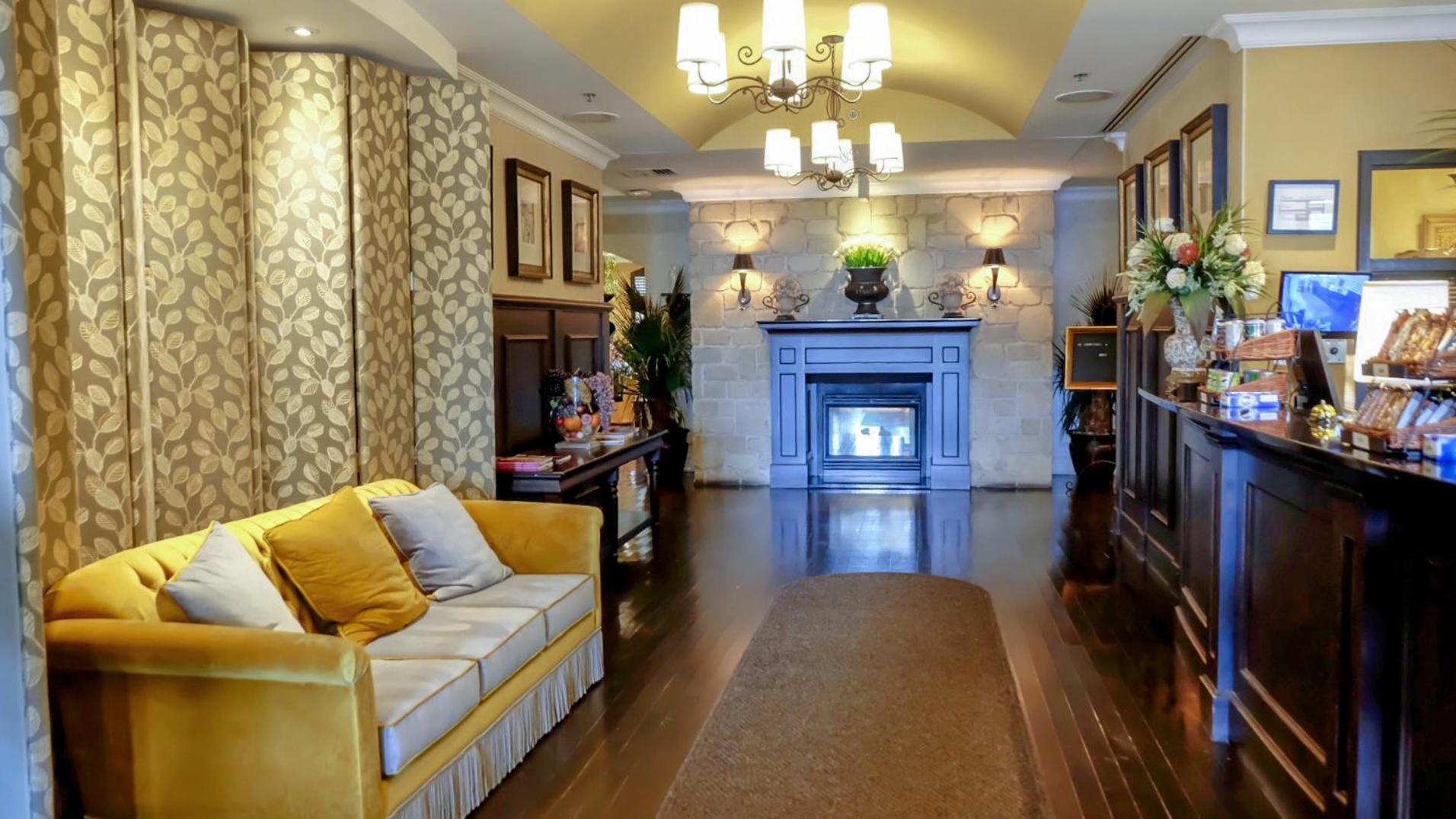 Le St-Martin Hotel & Suites Laval Zewnętrze zdjęcie