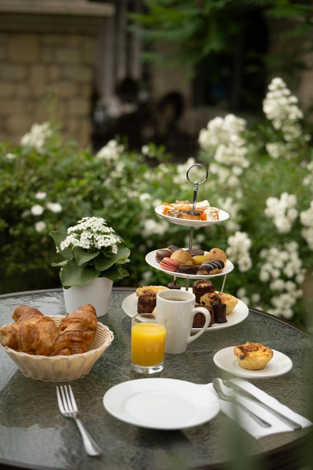 Le St-Martin Hotel & Suites Laval Zewnętrze zdjęcie